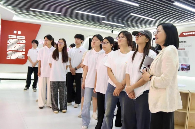 暑期社会实践|现代管理学院:赓续十五载,五色花暑期社会实践队用爱传递爱